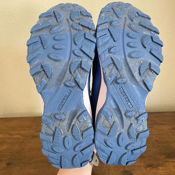 Size 4.5 / Girls' Merrell Sneakers - Picture 5 of 6